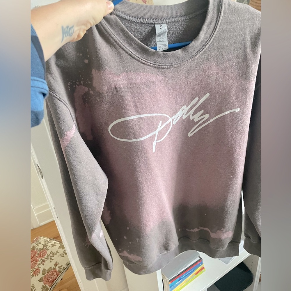 Dolly Parton sweatshirt directly from Dollywood